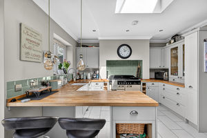 Photo 22- click for photo gallery